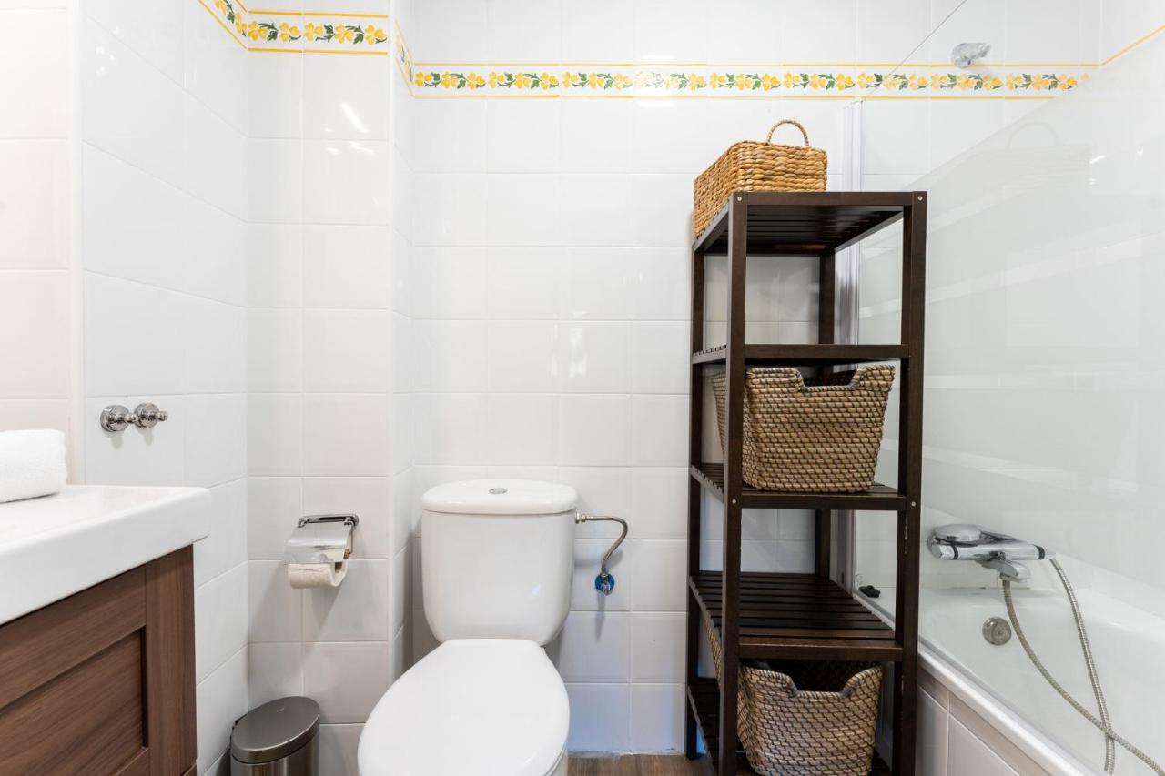 Seaside Bliss 2br With Tranquil Terrace Pool And Parking Apartment Fuengirola