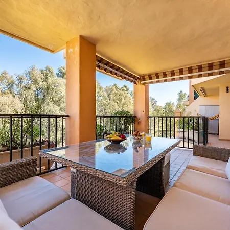 Seaside Bliss 2Br Apartment With Tranquil Terrace Pool And Parking Fuengirola Exterior photo