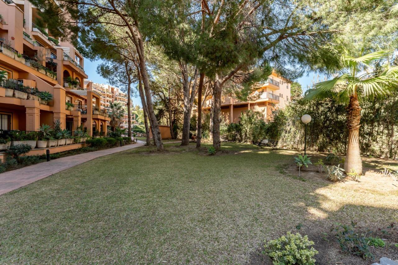 Appartamento Seaside Bliss 2br With Tranquil Terrace Pool And Parking *
